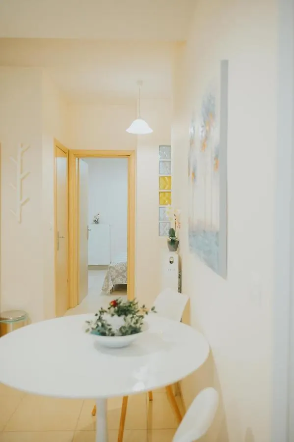In The Heart Of Thessaloniki 2 Apartment